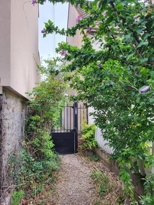 Maison Familiale Au Calme Le Blanc-Mesnil Exterior foto